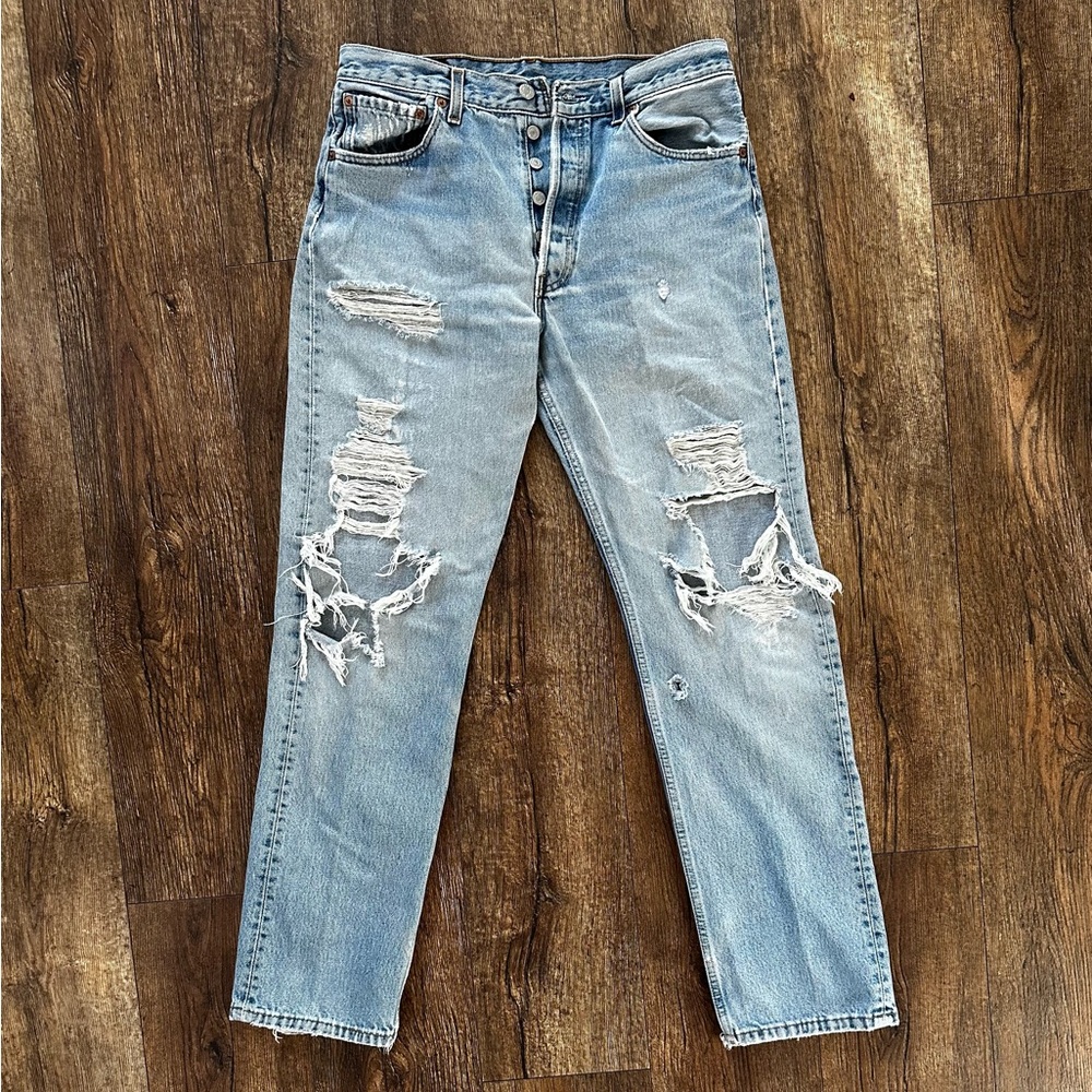Vintage 90s Levi’s 501 Thrashed Paint splatter JEANS  32x32 grunge straight leg